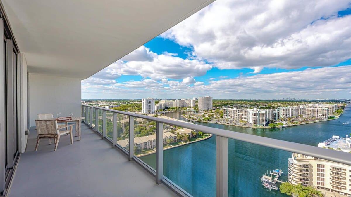 High-Floor With Stunning Views-Luxury Condo - Pools Hollywood Exterior photo